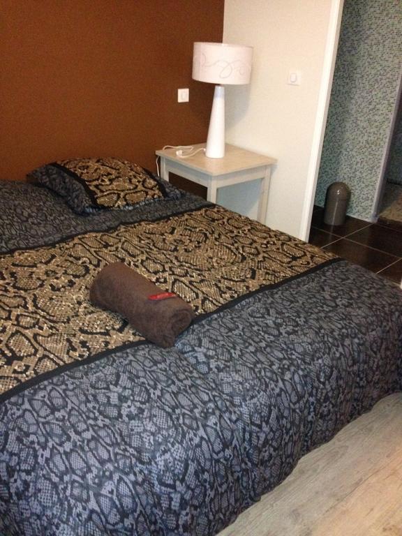 Appartements D'Hotes Santa Giulia Ніор Номер фото
